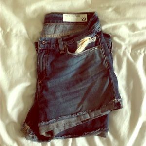 rag & bone / JEAN cutoff short in Woodstock